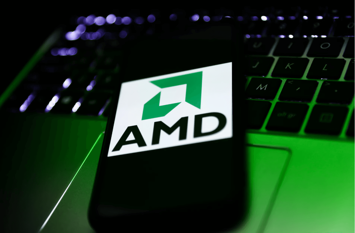 توقعات سعر سهم AMD لعامي 2026–2027: هل يمكن أن يصل سهم AMD إلى 800 دولار؟